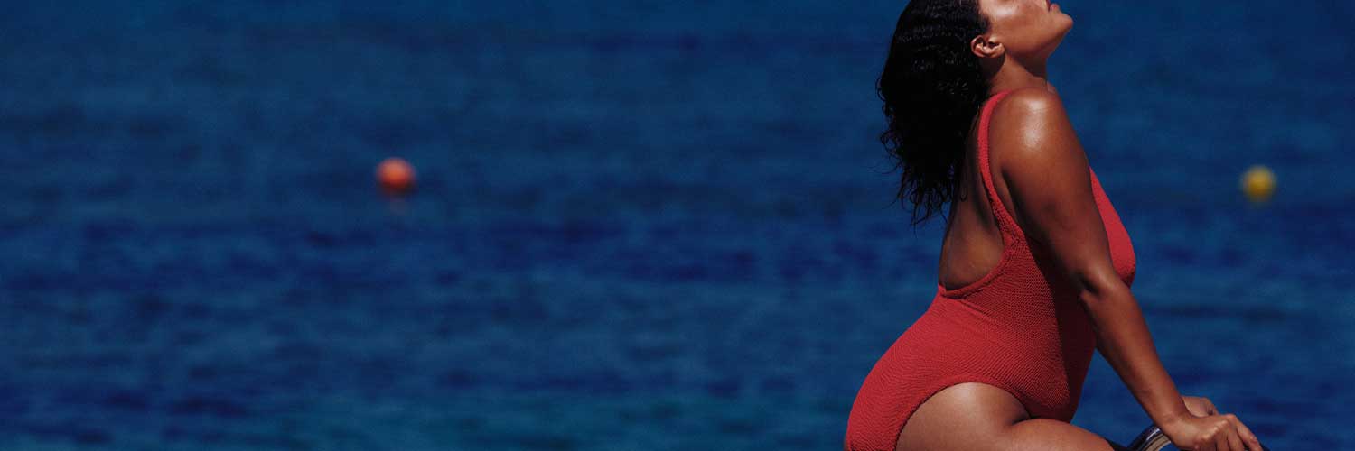 Hunza G Square Neck Swim Red