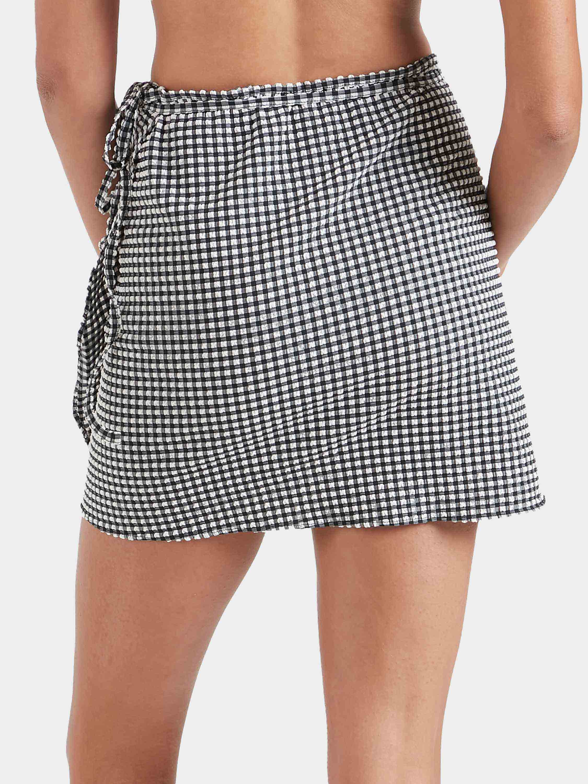 Gingham Seersucker Short Sarong - Black Gingham