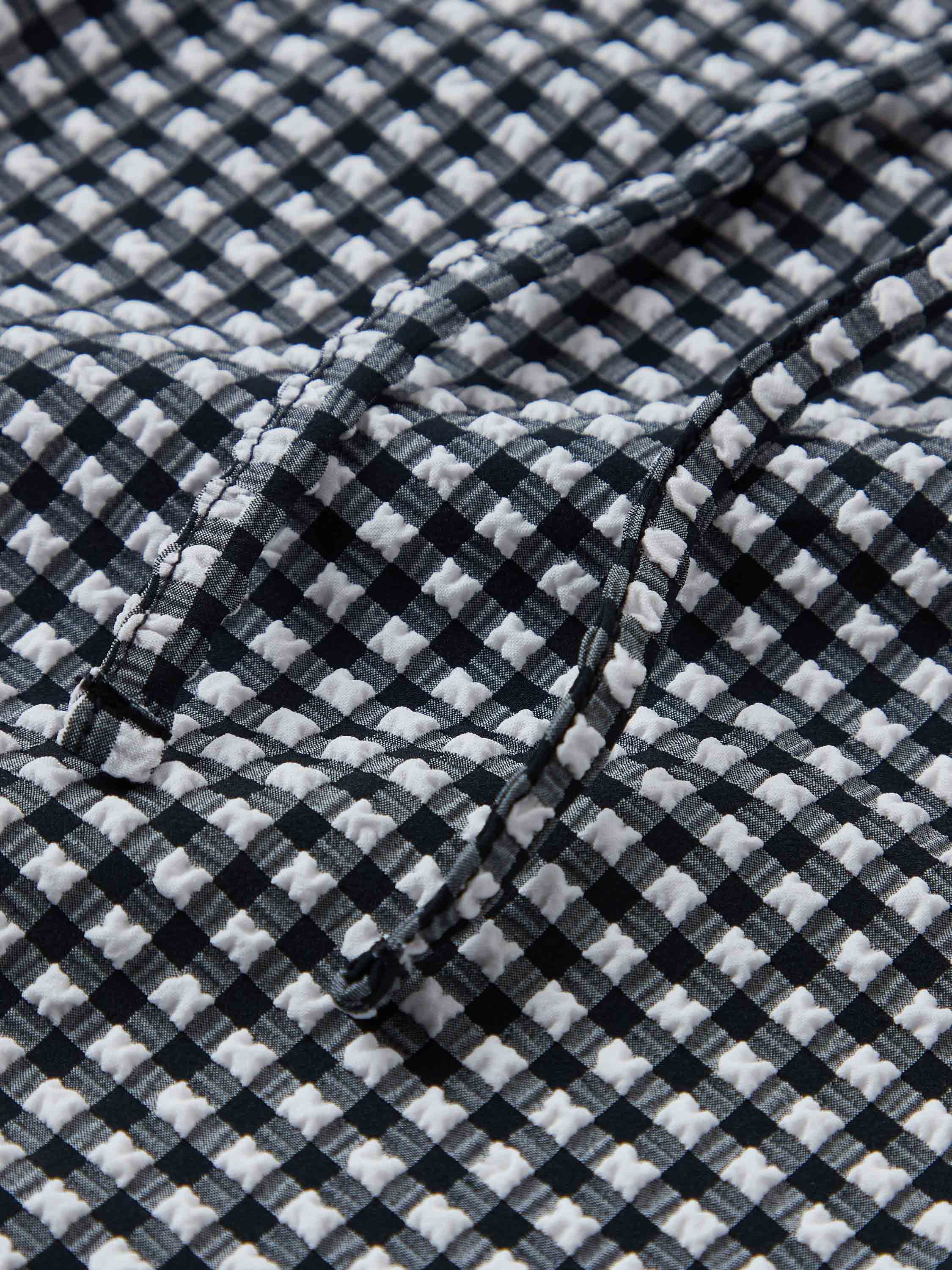 Gingham Seersucker Short Sarong - Black Gingham